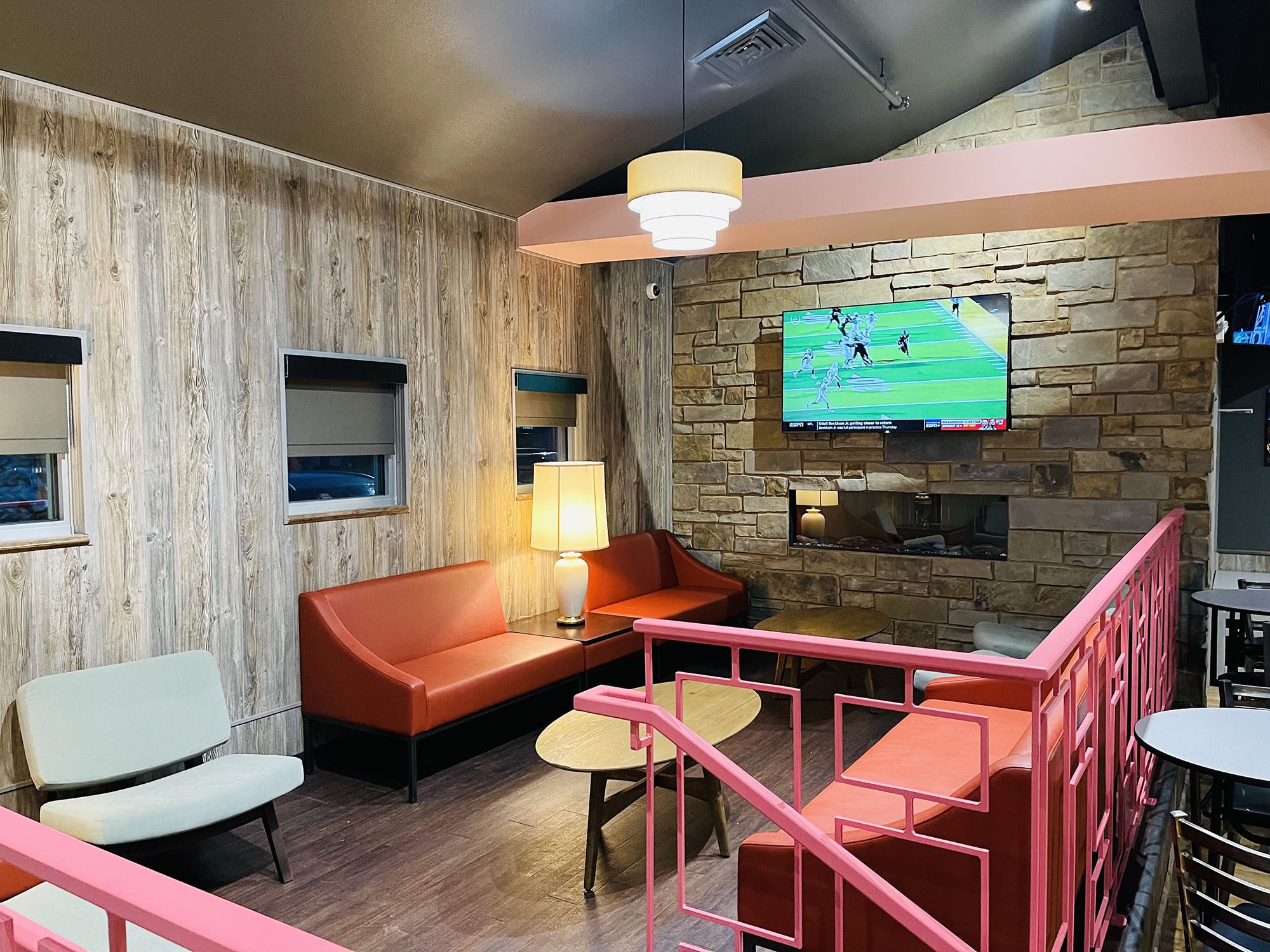 TheGarage-Headquarters-Golf-Simulators-Madison_lounge-fireplace